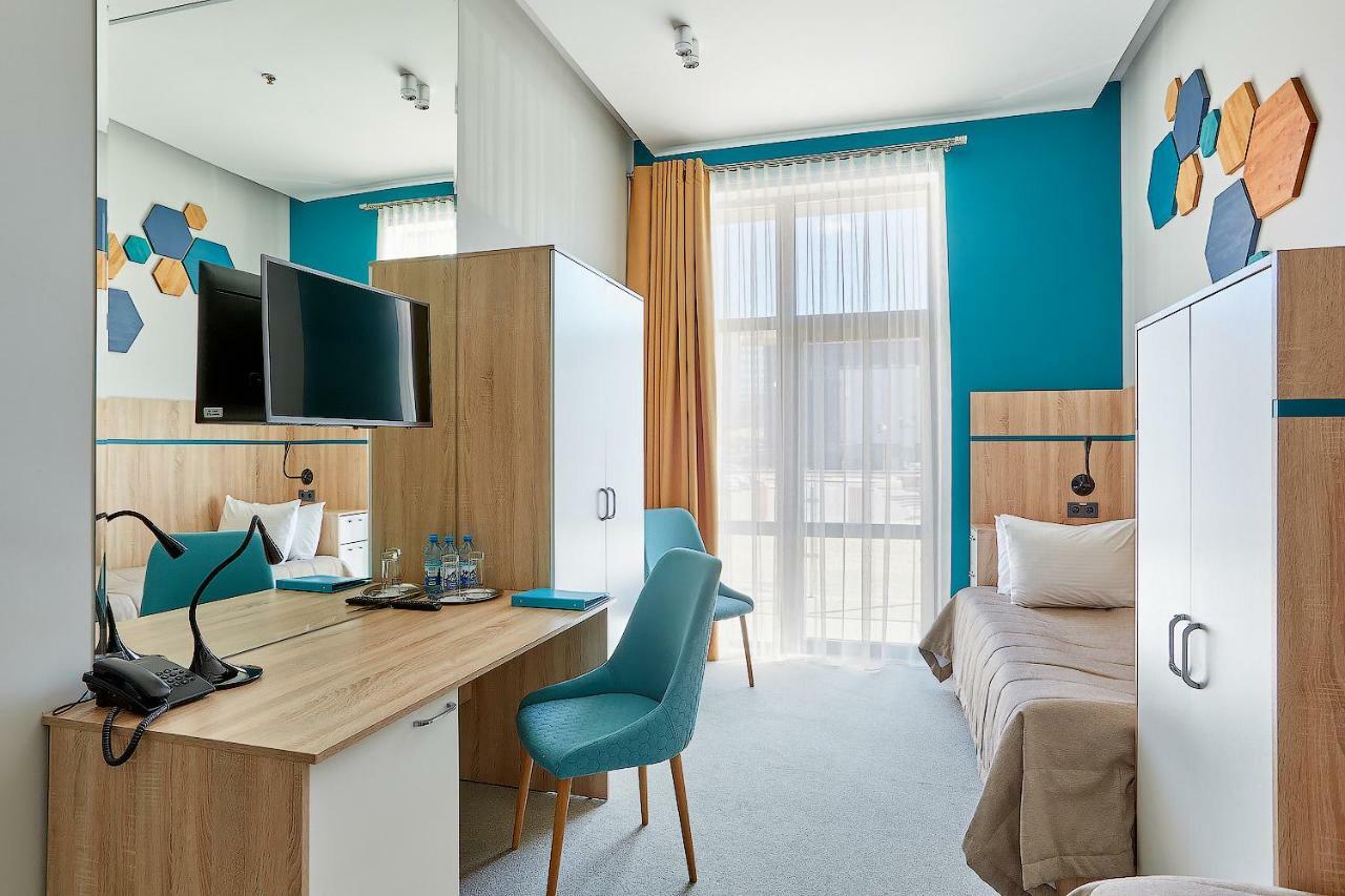 Aqua-Minsk Hotel Plus Eksteriør bilde